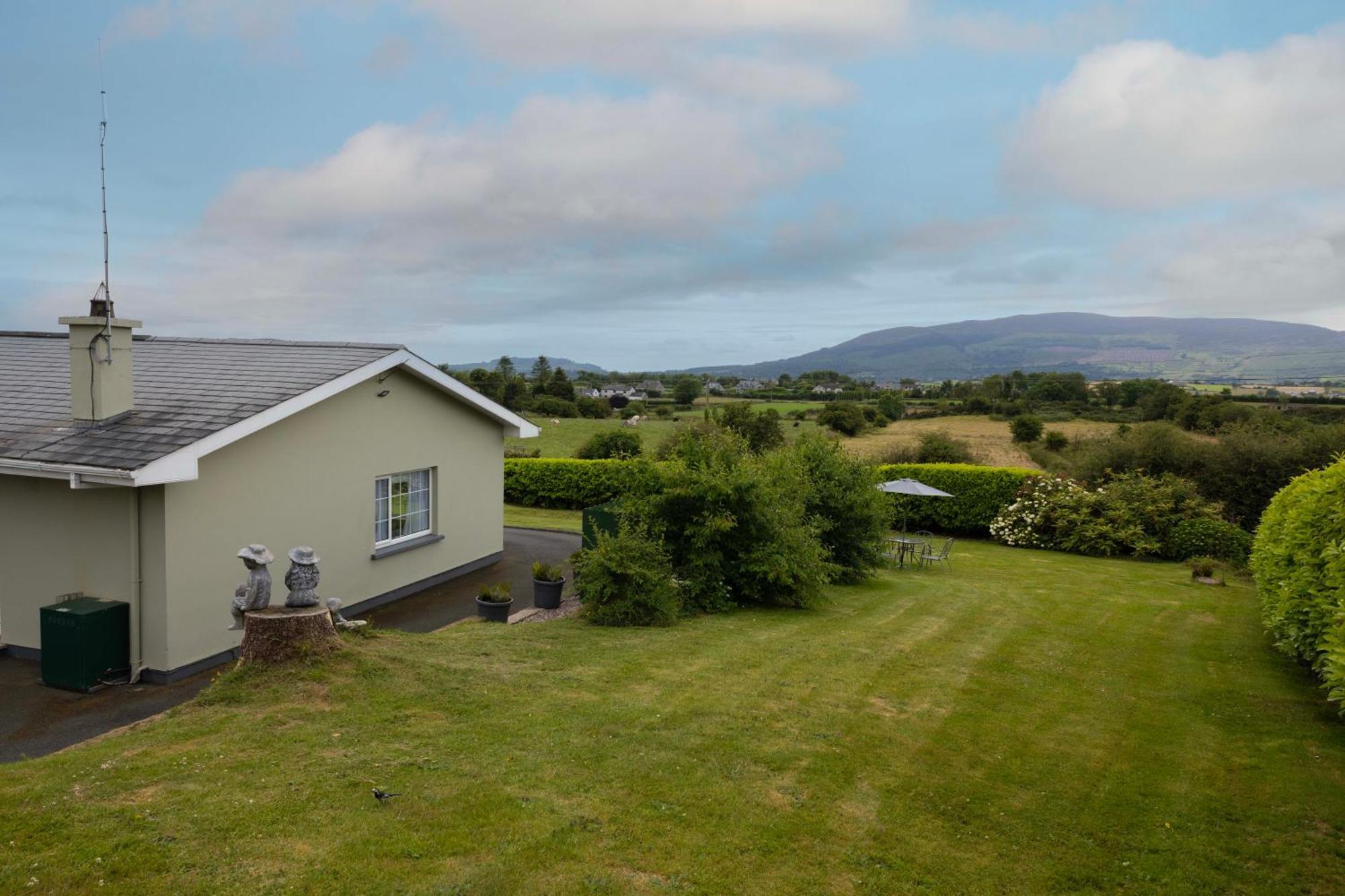 Ferienwohnung Mountain Nest At The Foot Of Slieve Gullion Cloghoge Exterior foto
